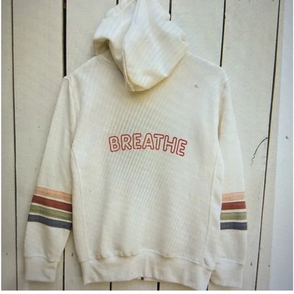 Breathe super love tee sweatshirt - Picture 1 of 5